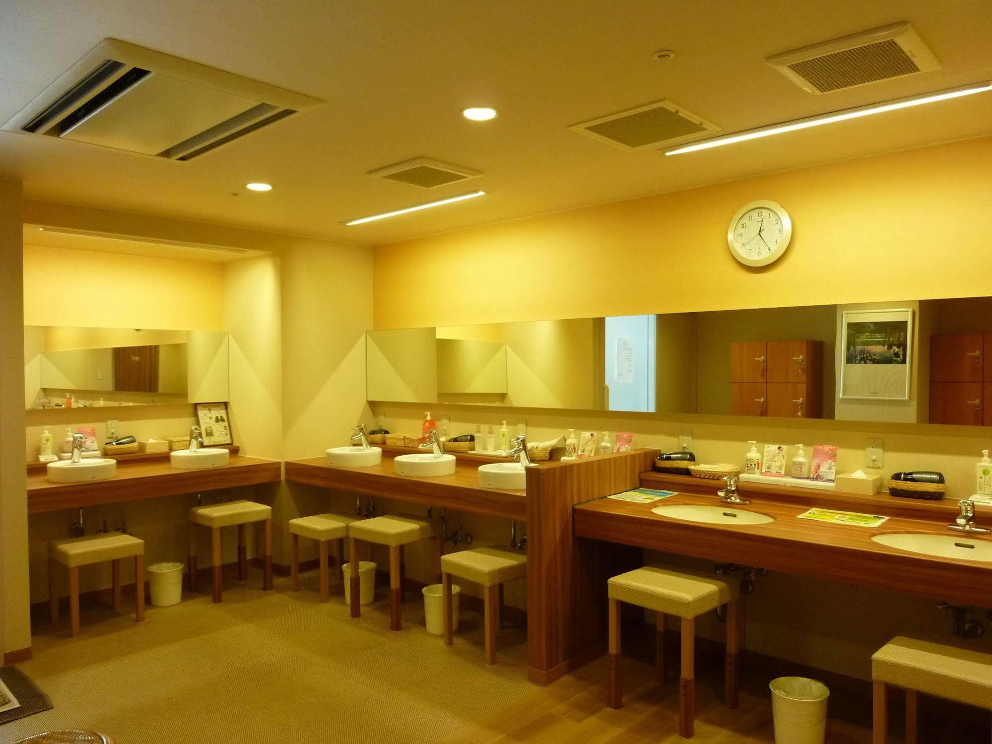 Yumihari-No-Oka Hotel Sasebo Exteriör bild