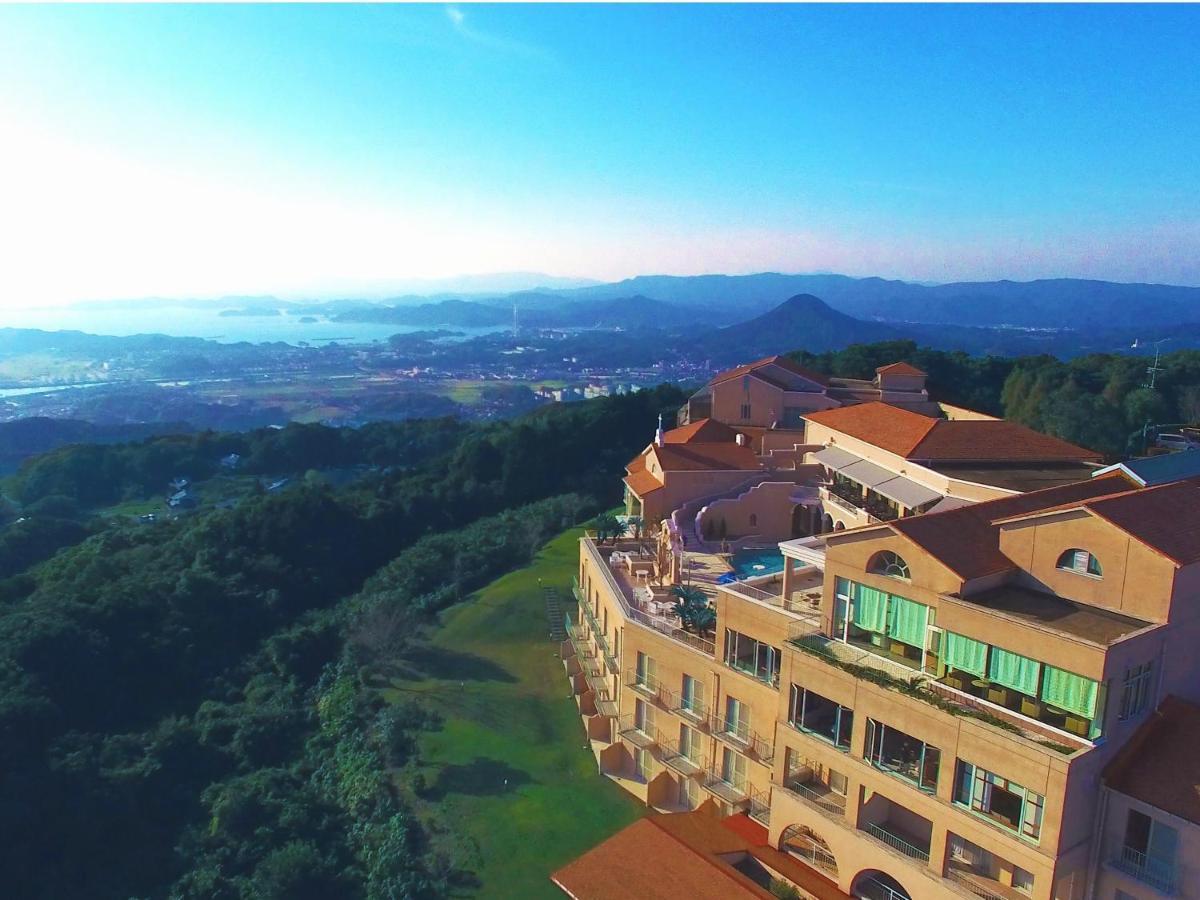 Yumihari-No-Oka Hotel Sasebo Exteriör bild